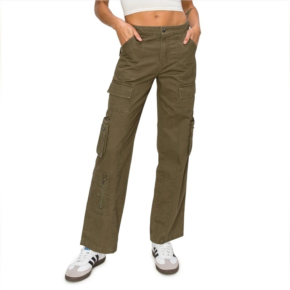 Cali 1870 Women’s Straight Leg Cargo Pants - Olive Green Size 7 pockets new